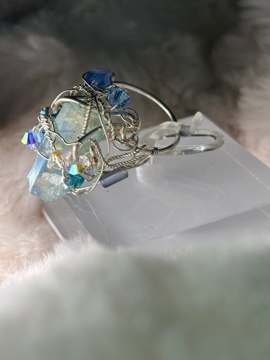 Aqua crystal ring: shard of the sea