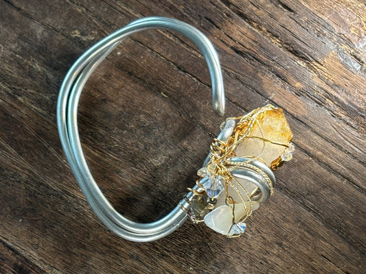 Citrine bracelet: sunlight strength