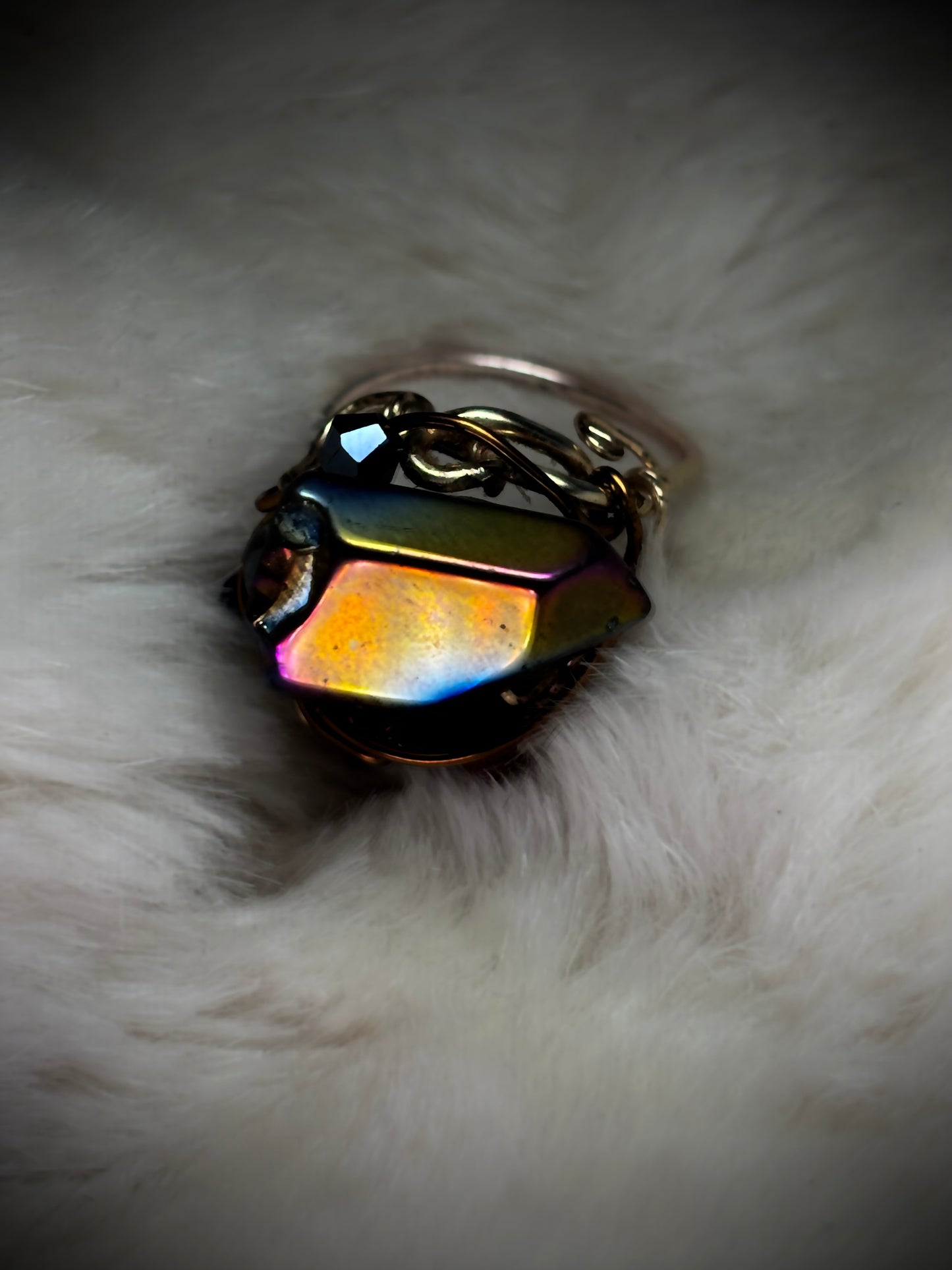 Titanium Aurora quartz ring: living color 