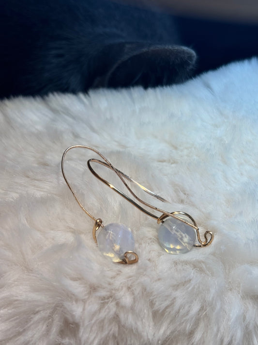 Moon Glow: Moon Stone Earrings