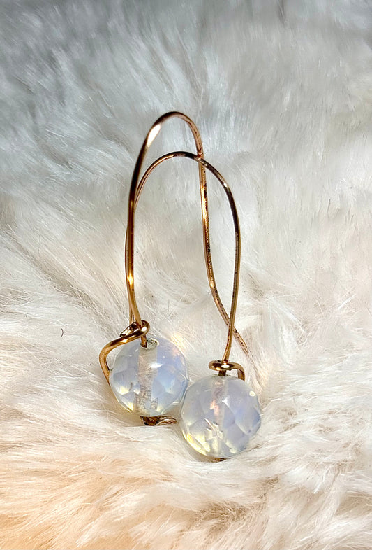 Moon Glow: Moon Stone Earrings