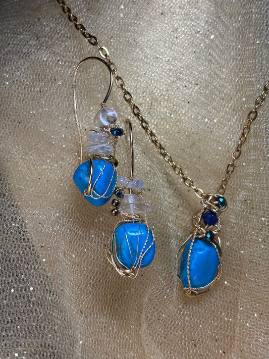Sky Tide: Howlite Earrings, earring, and pendant set 
