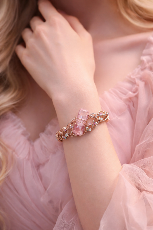 Pink crystal bracelet: heal my heart 