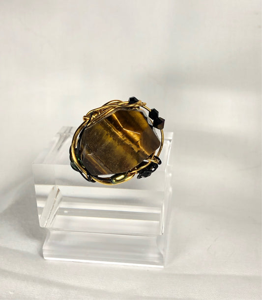 Golden Momentum: LIMITED EDITION