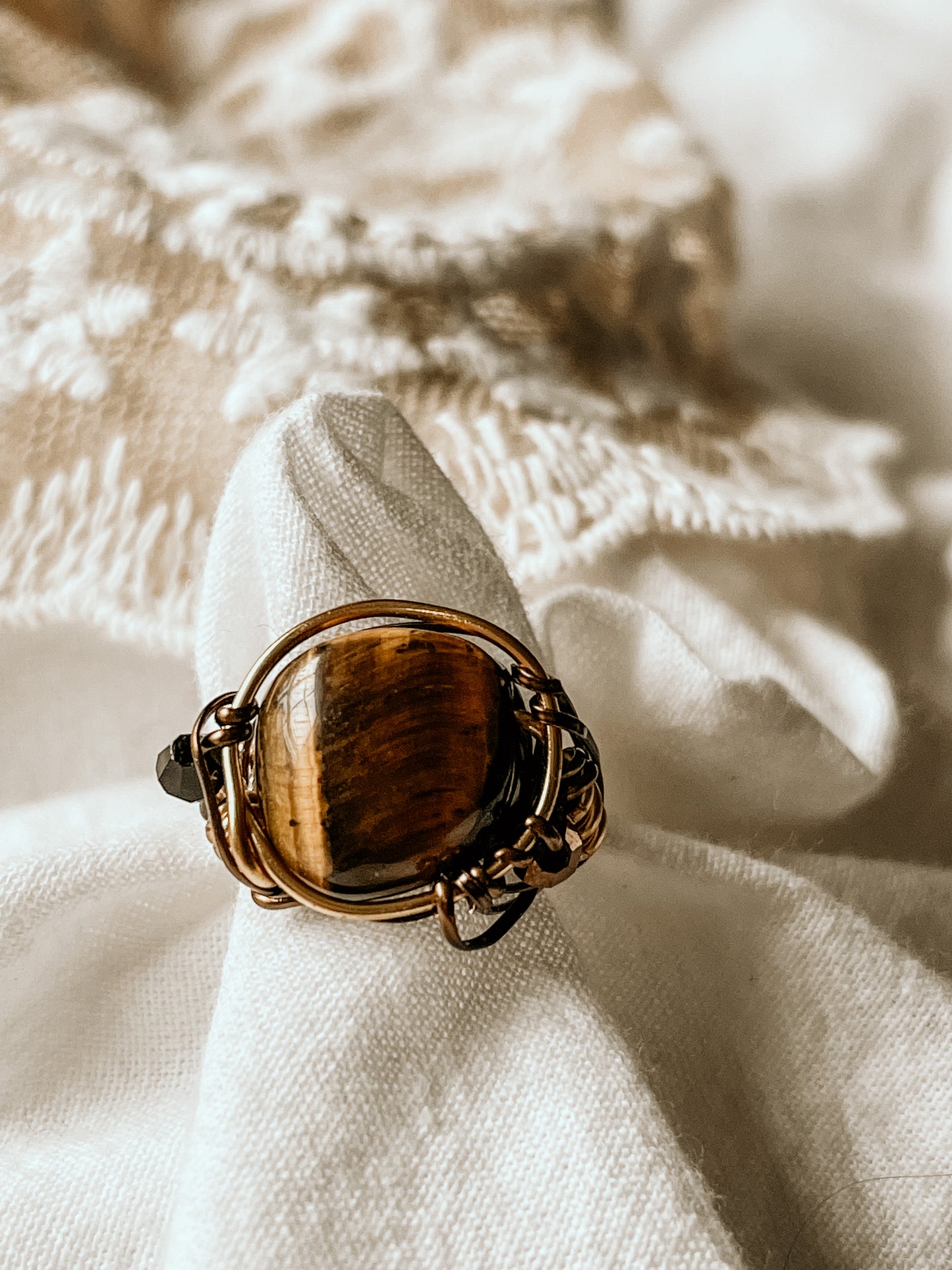 Tiger eye round ring