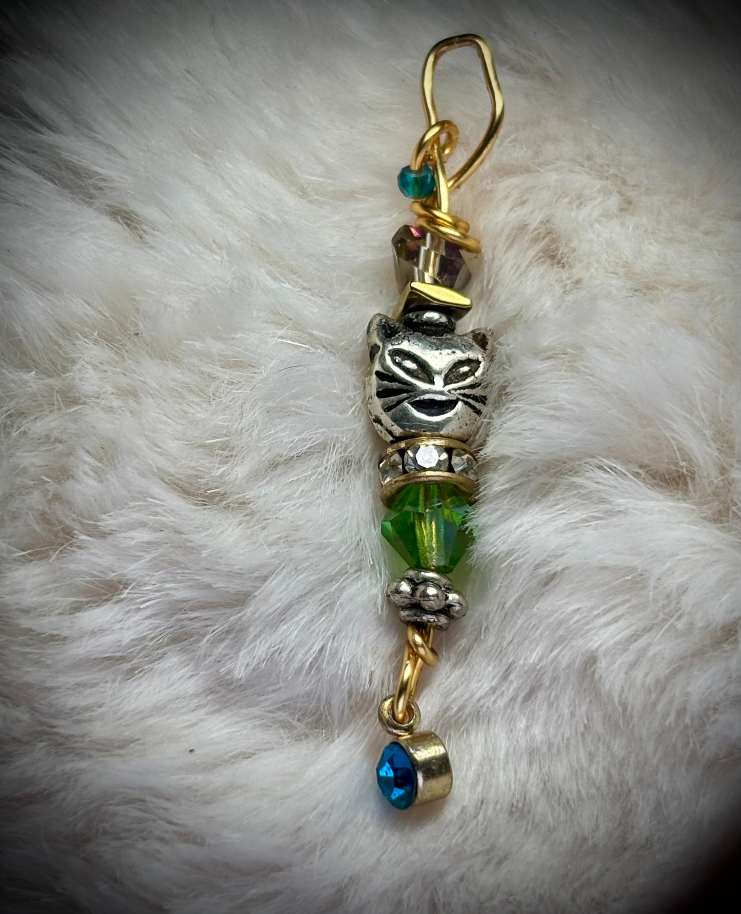 Lucky Cat:             In Green