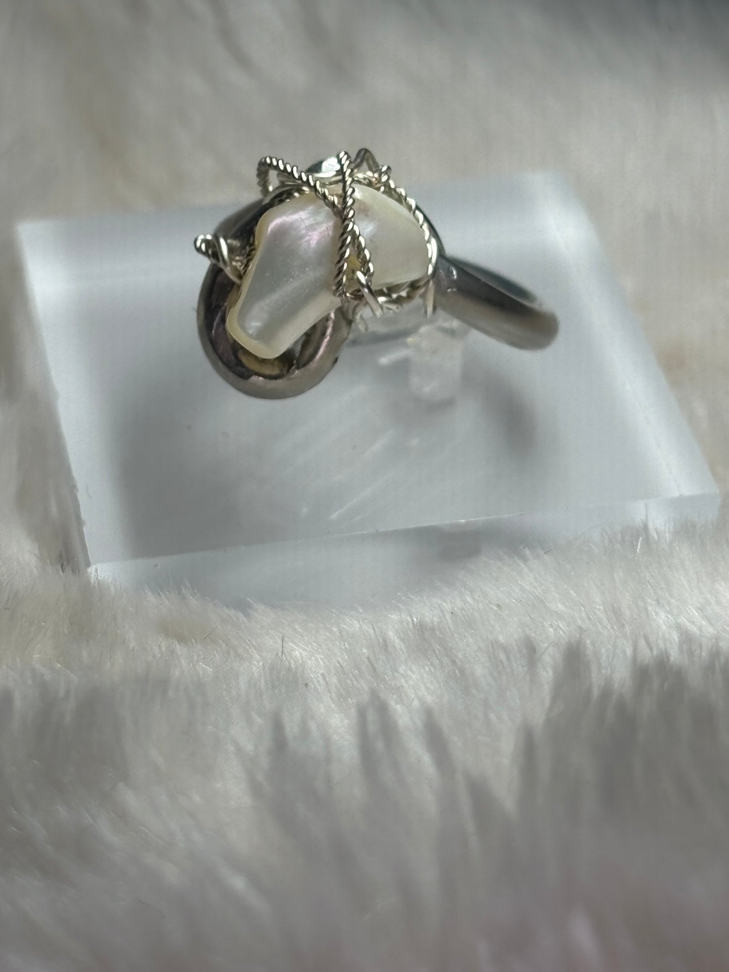 Mother of Pearl, ring: ocean keepsake ￼