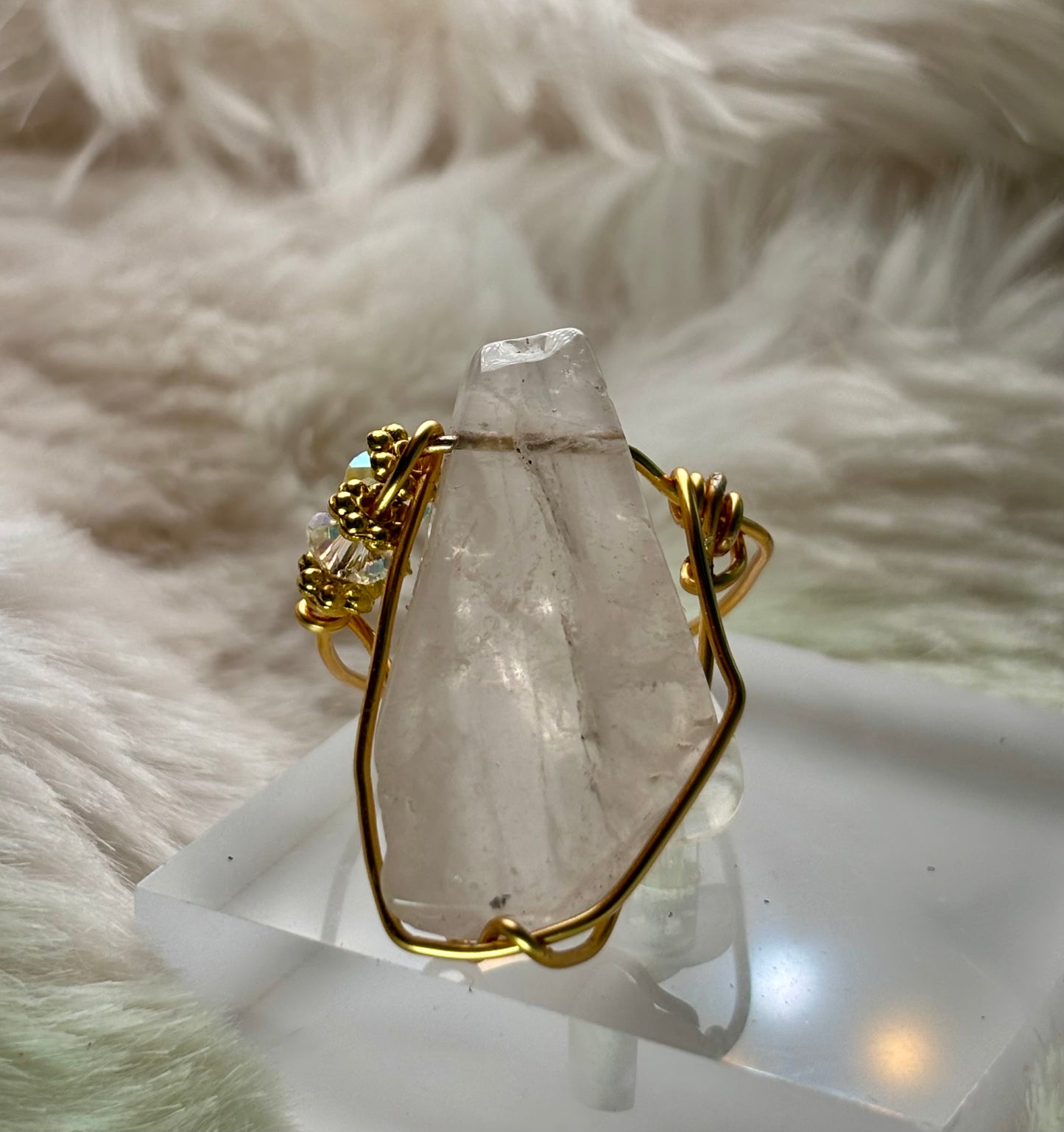 Rose quartz ring: pink rose petal ￼