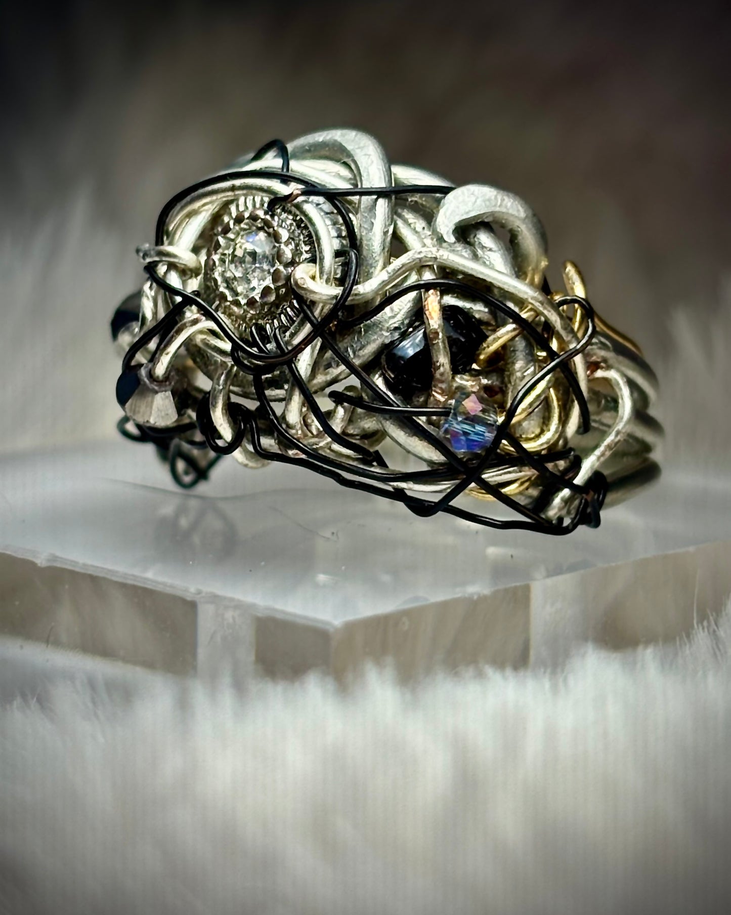 Diamond rhinestone, silver ring: powerful