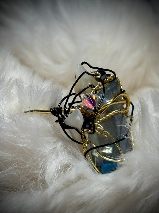 Crystal ring: ￼Armor of light ￼