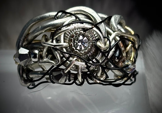 Diamond rhinestone, silver ring: powerful