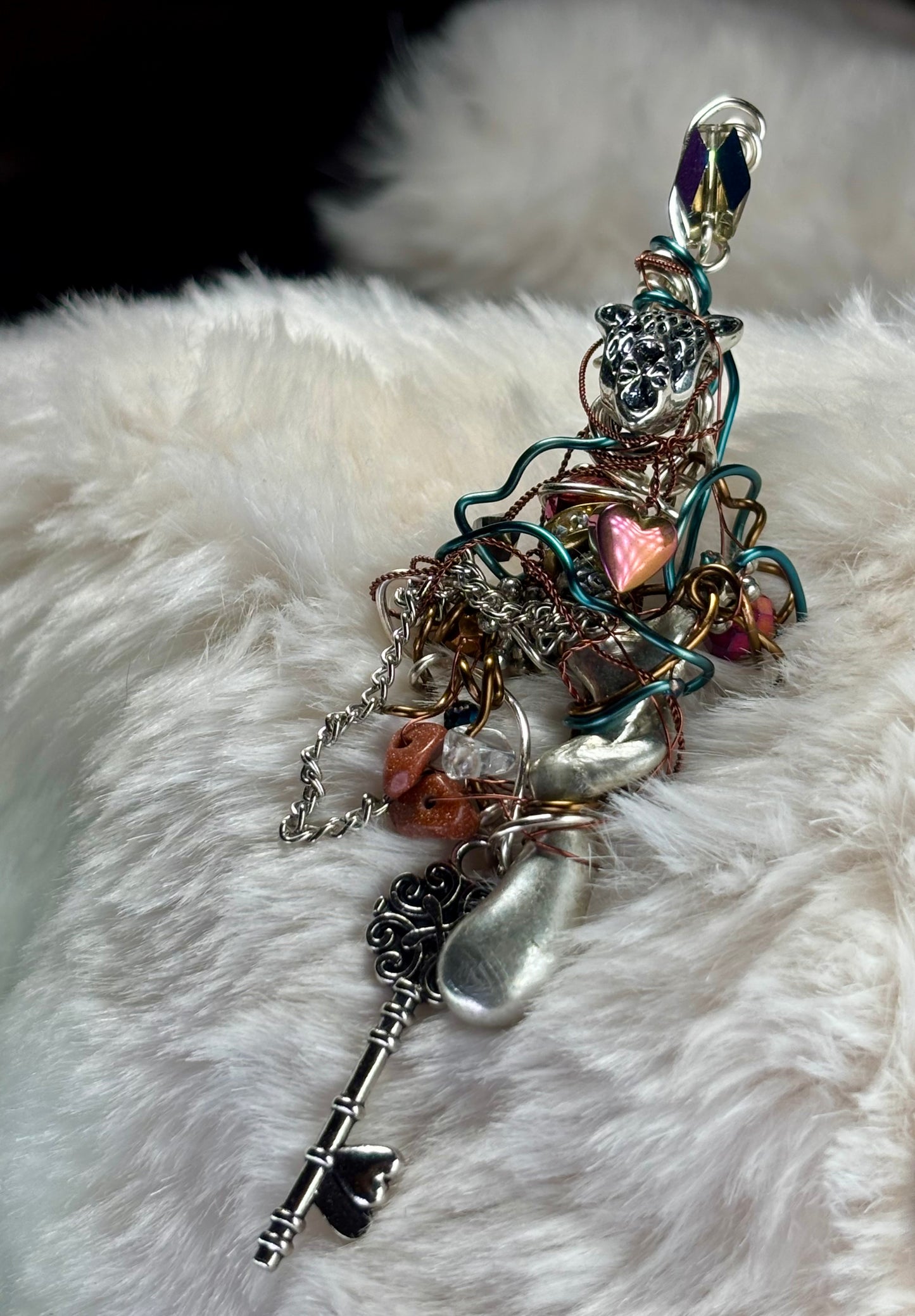 GREGORY LEOPARD ;  GUARDIAN OF THE HEART