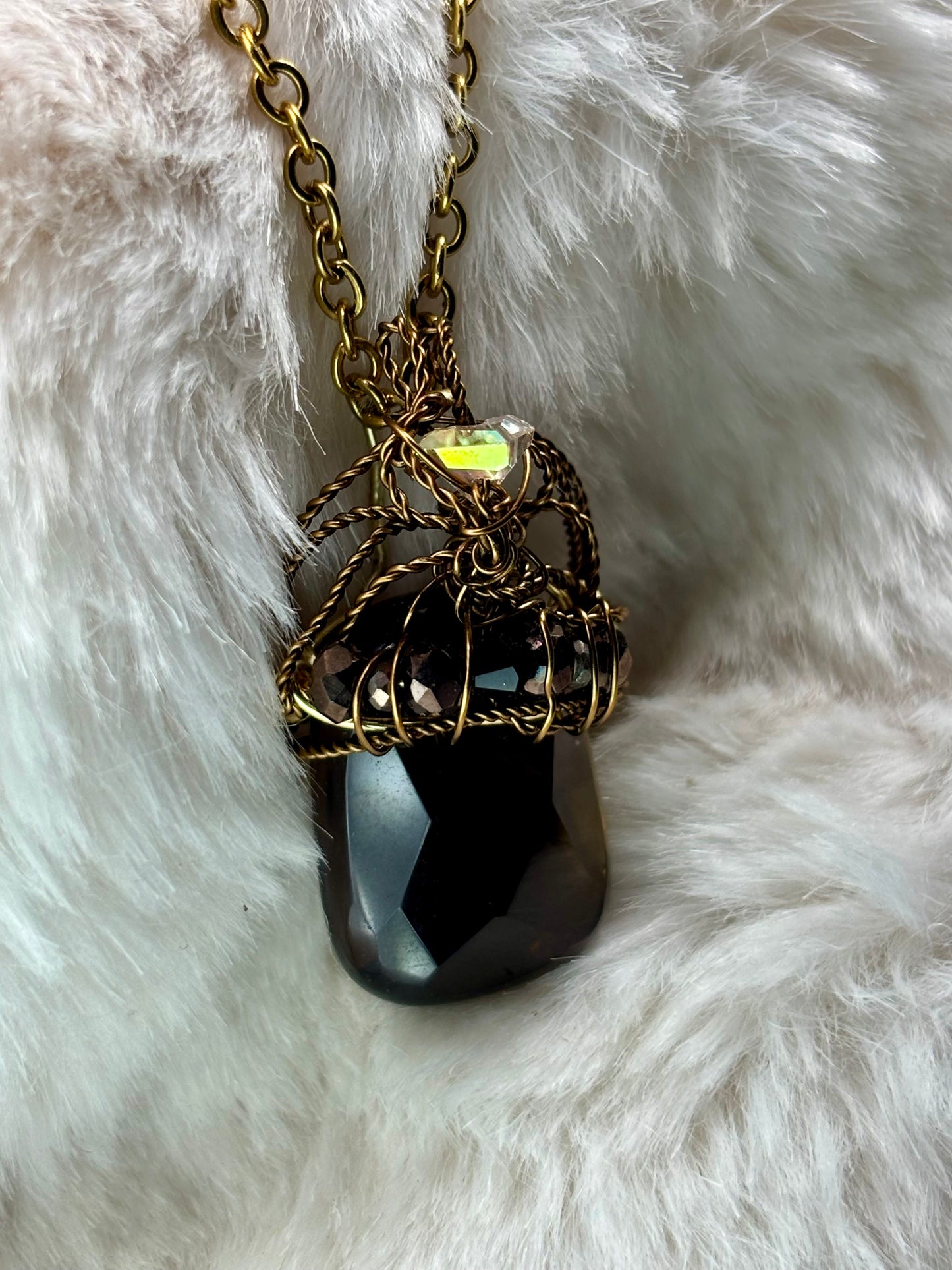 The Velvet Heirloom: vintage topaz pendant (set available)￼