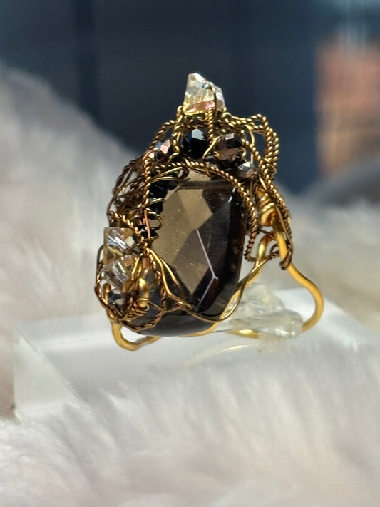 Topaz ring: ￼Gatsby’s Daisy ￼