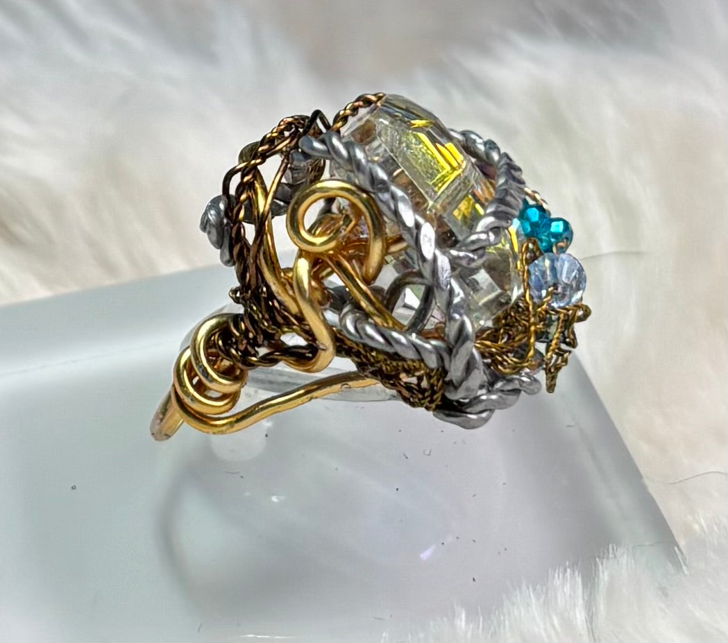 ROYAL TREASURE: RING