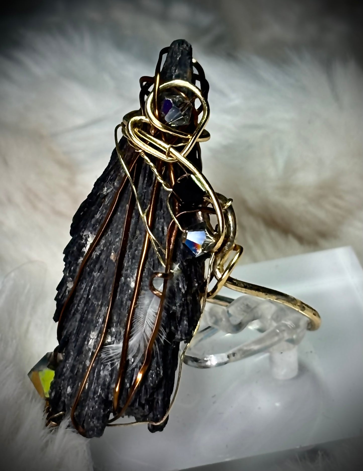 Kyanite ring: thrown of the night realm