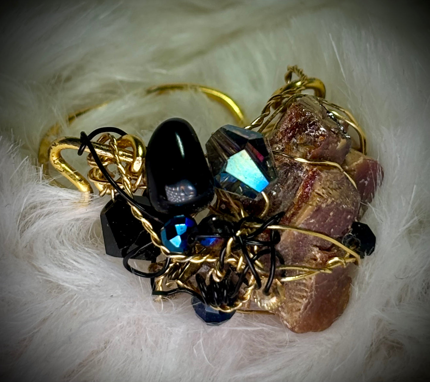 Argonite ring: primal earth ￼