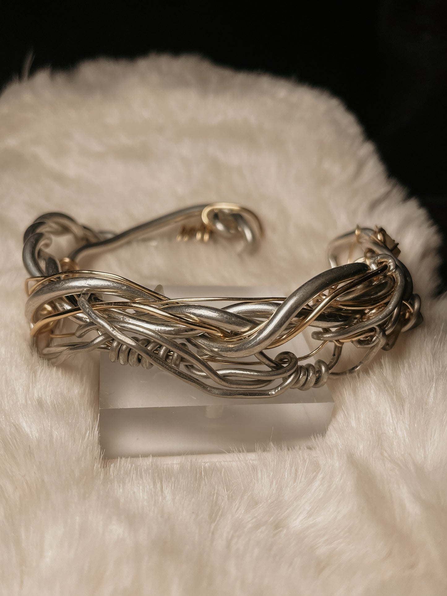 The Alchemist’s Knot