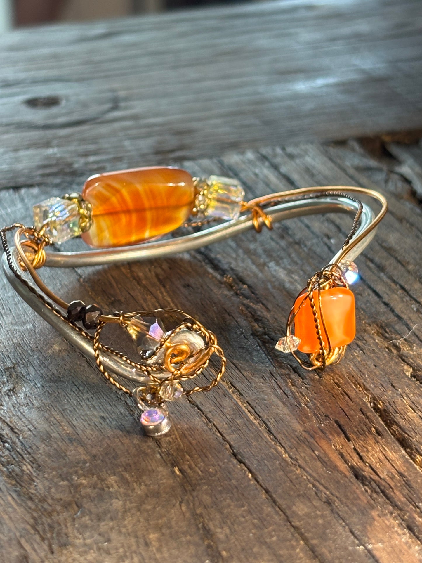 Carnelian Bracelet: Golden Focus