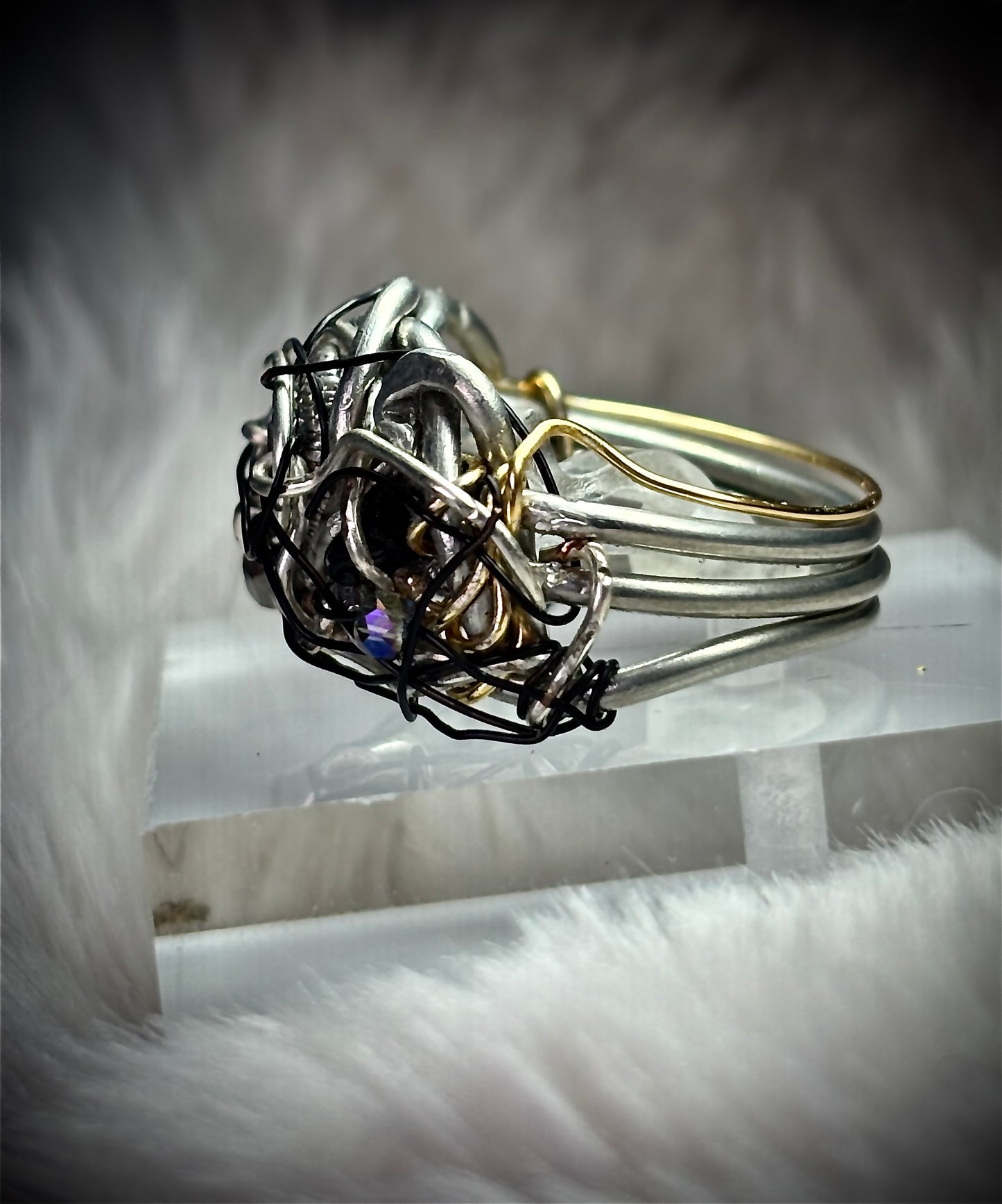 Diamond rhinestone, silver ring: powerful