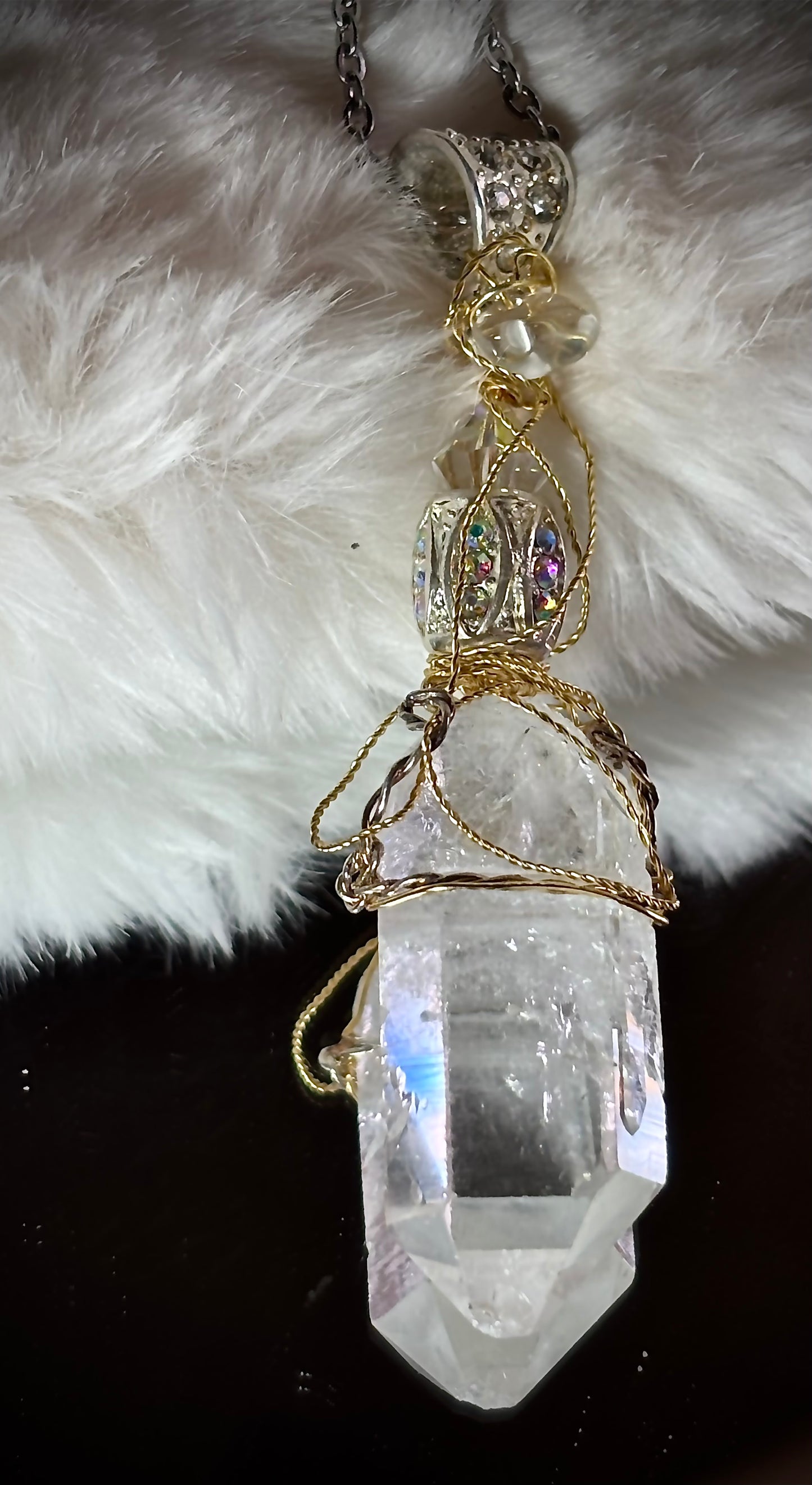 Crystal and quartz, crystal pendant: CRYSTAL CLEAR SPIRIT ￼￼
