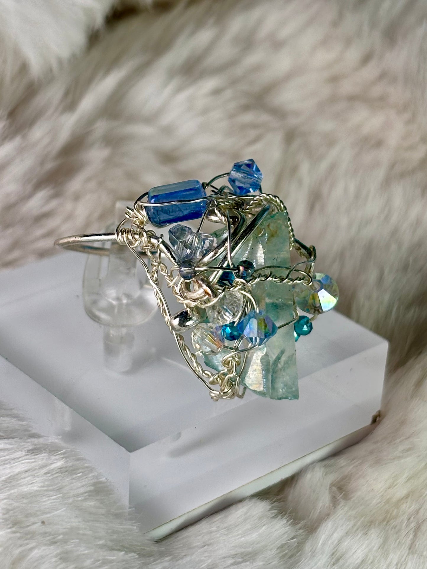 Aqua crystal ring: shard of the sea