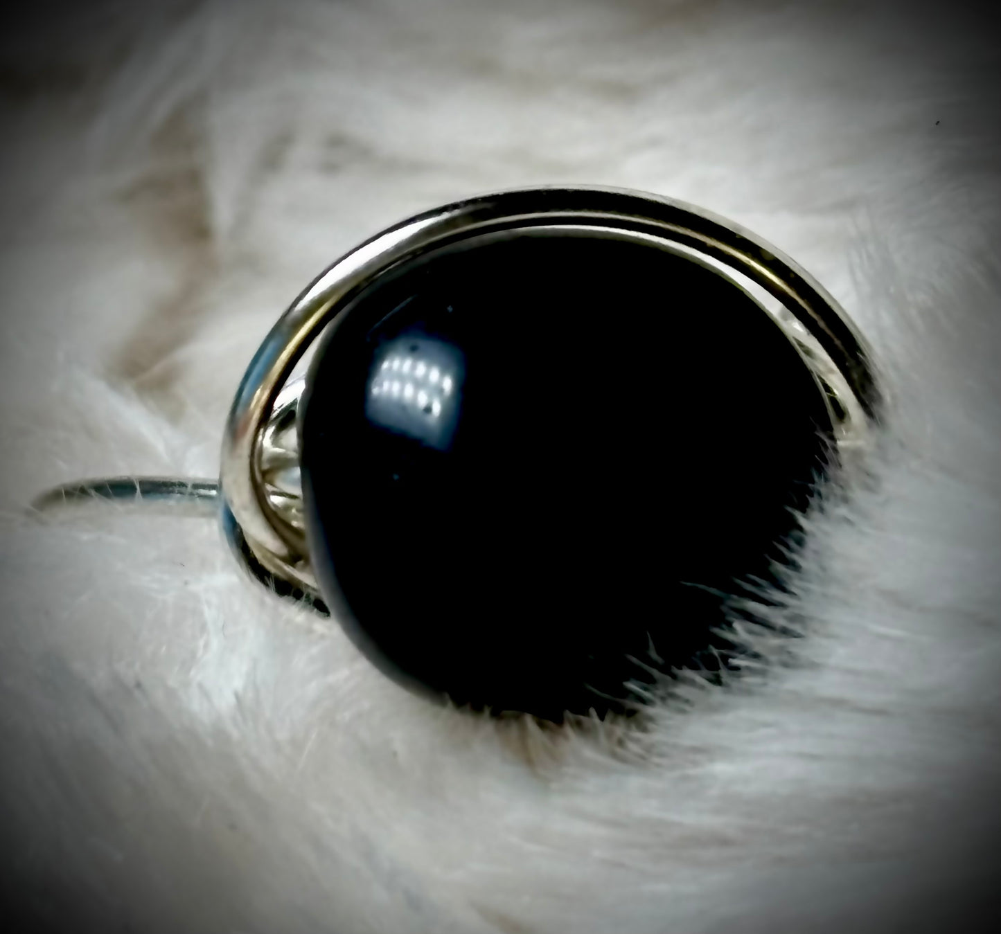 BLACK ONYX RING — SILVER