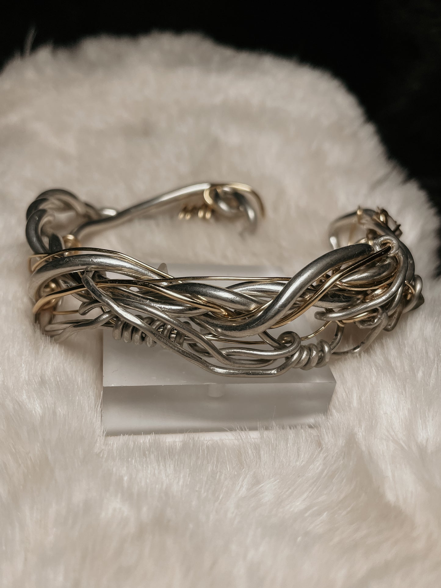 The Alchemist’s Knot