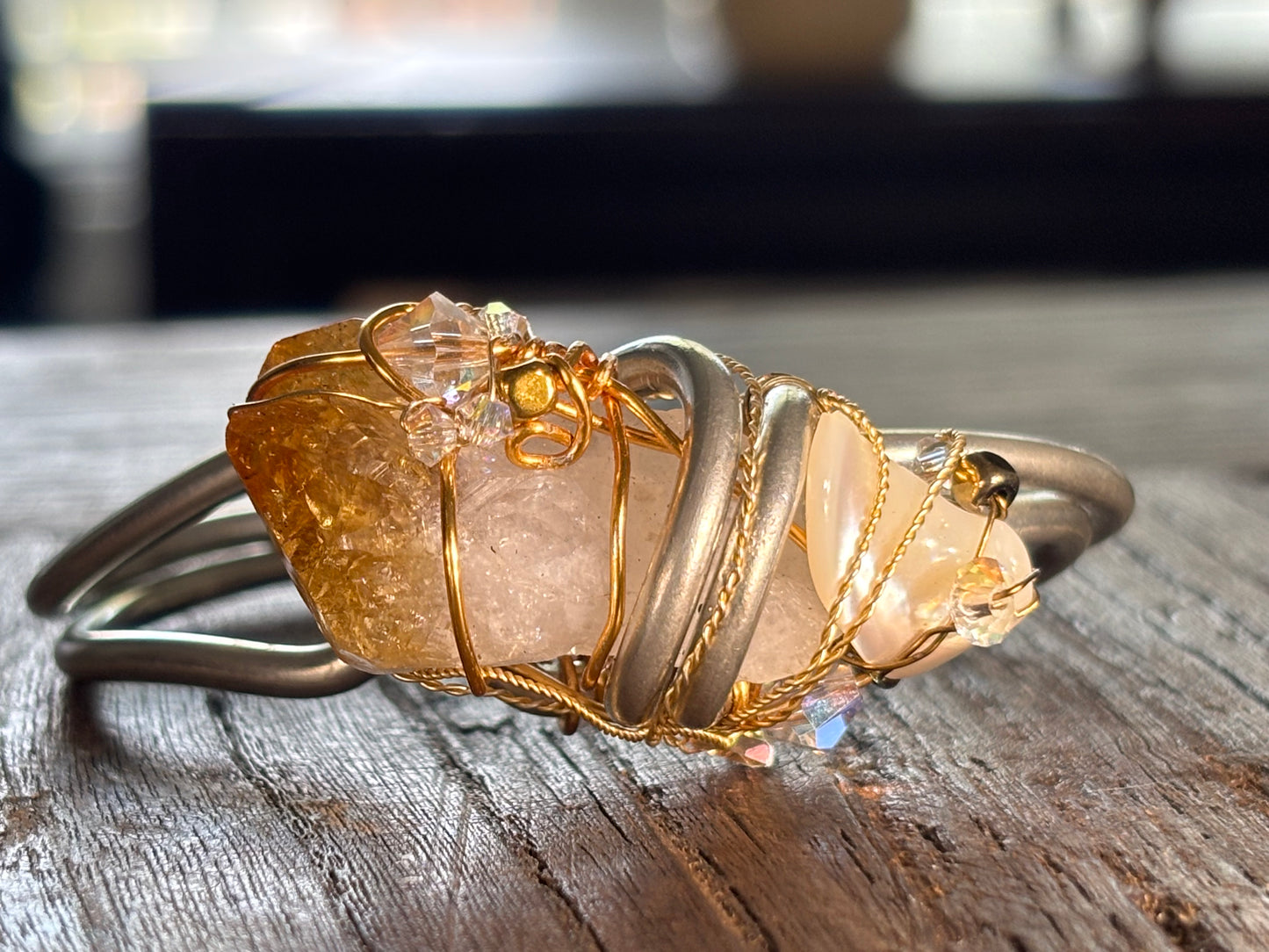 Citrine bracelet: sunlight strength
