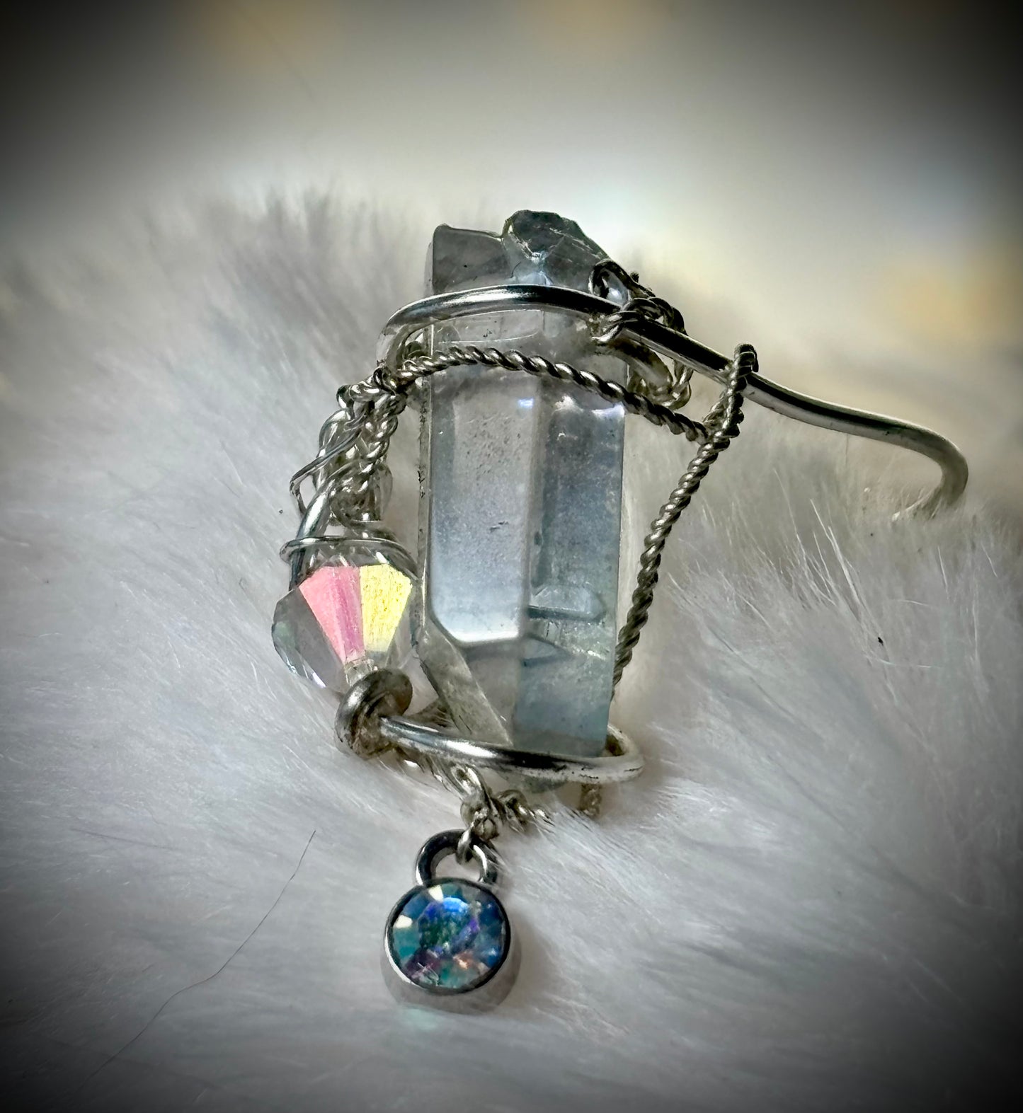 Silver Trinket: irradiated crystal ￼