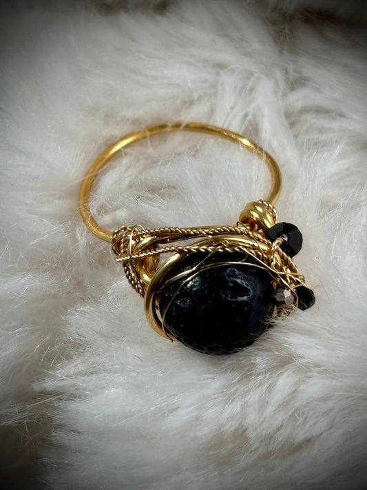 Lava tribal royal ring