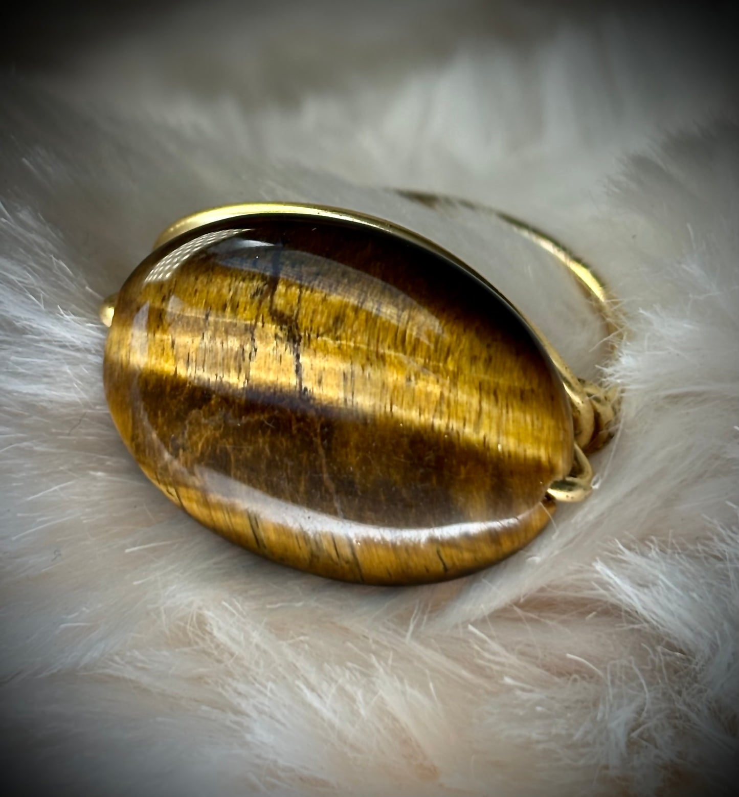 ARISTOCRAT — Tiger Eye Ring