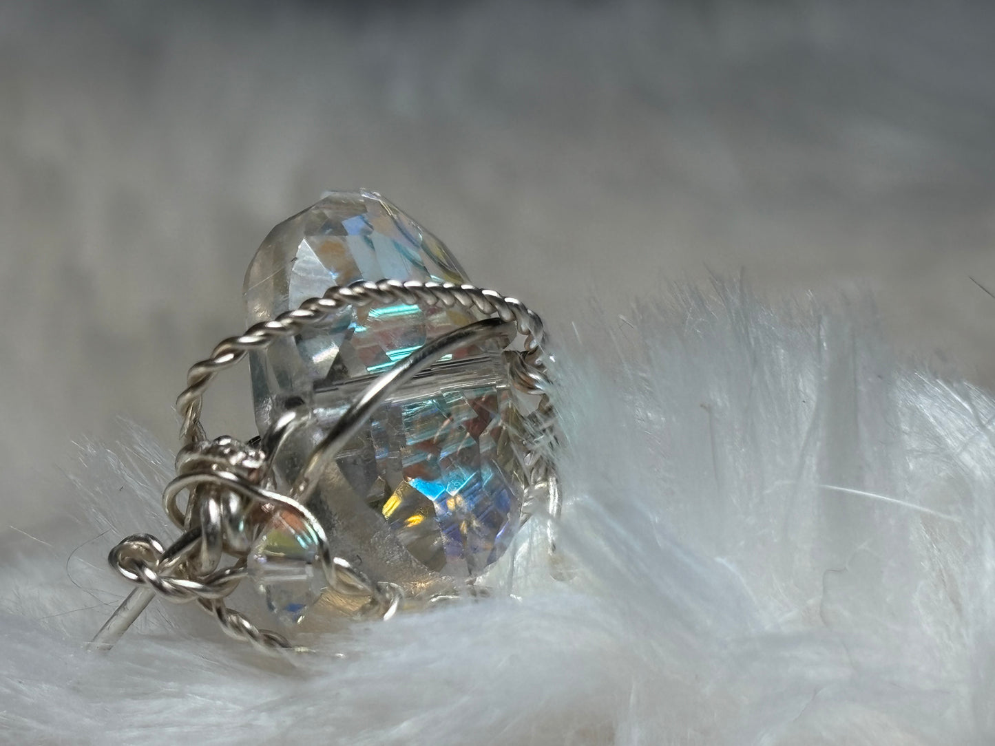 Crystal ring in silver: luminous radiance ￼￼