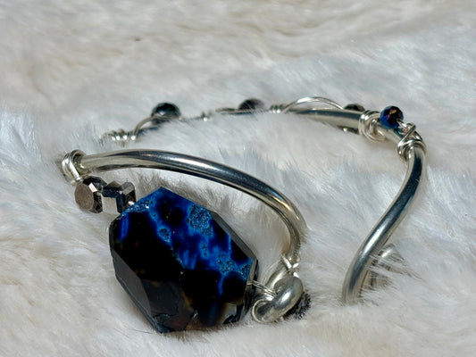 Blue banded agate: Earth Anchor, ￼￼