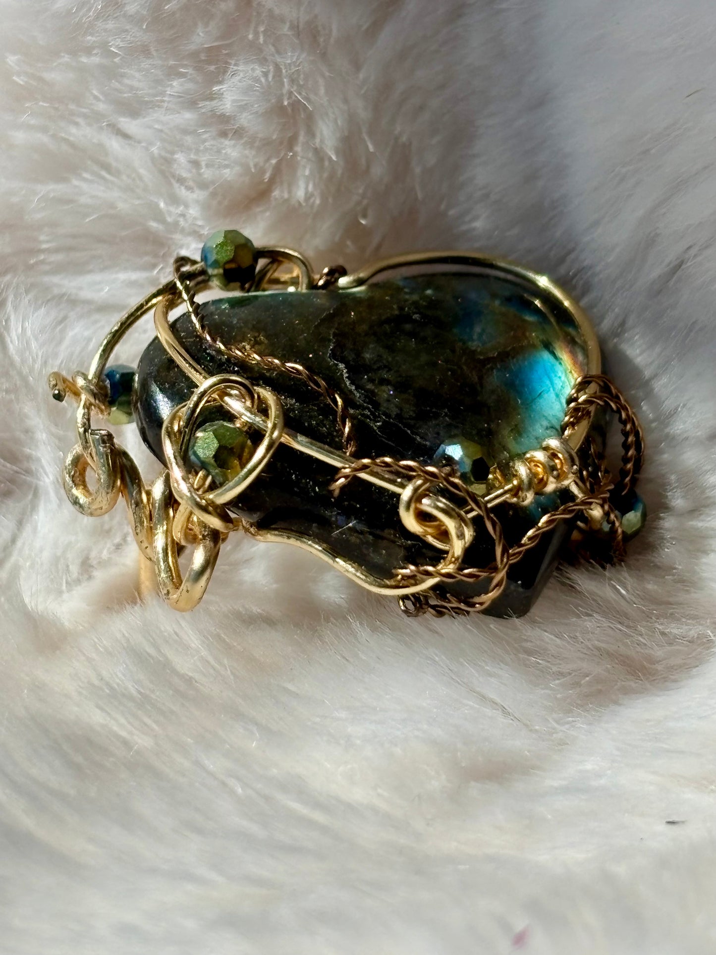 Labradorite heart ring: Knowing￼