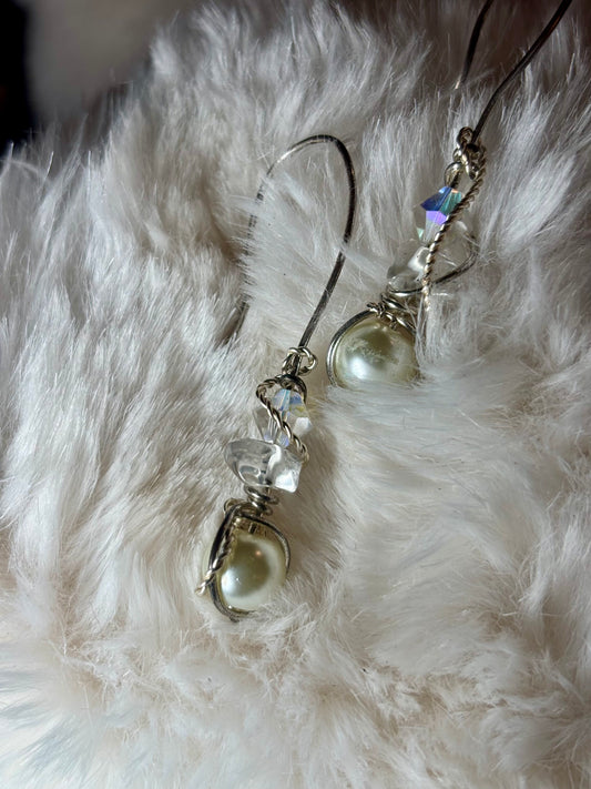 Moon Secrets:    Pearl Earrings