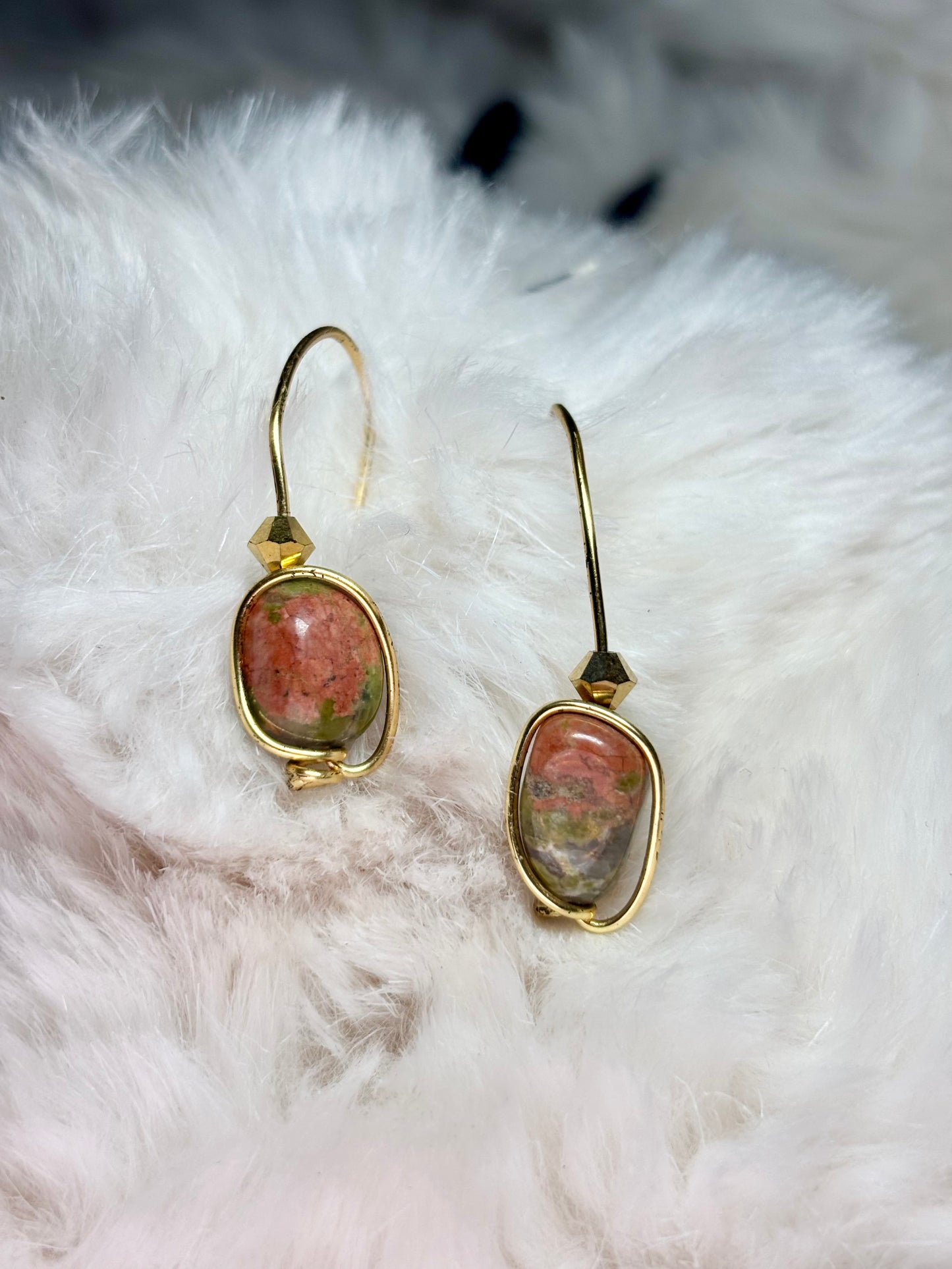 Garden of the Heart:           Unakite earrings (set available)￼