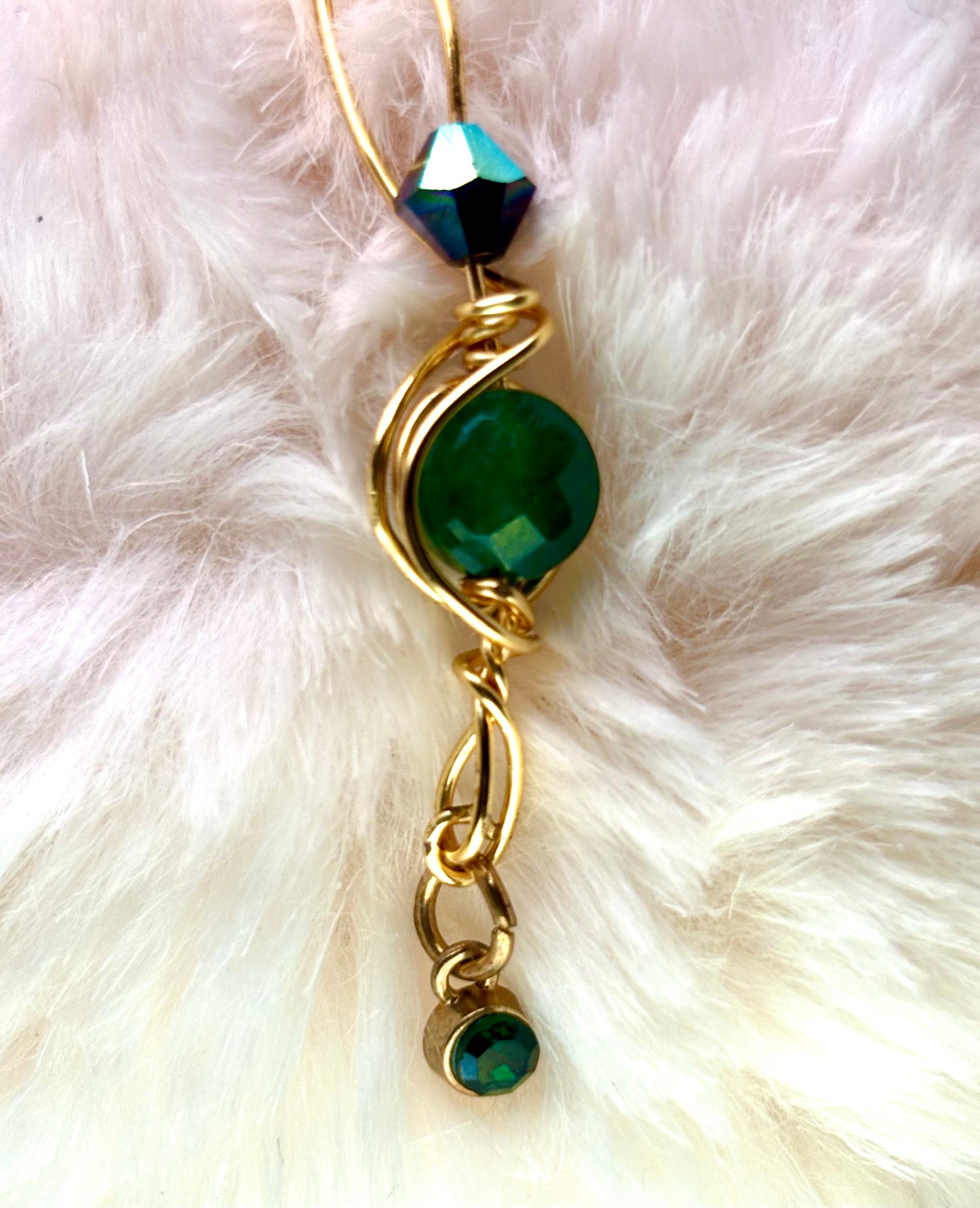 Evergreen Queen: Nephrite earring/pendant set