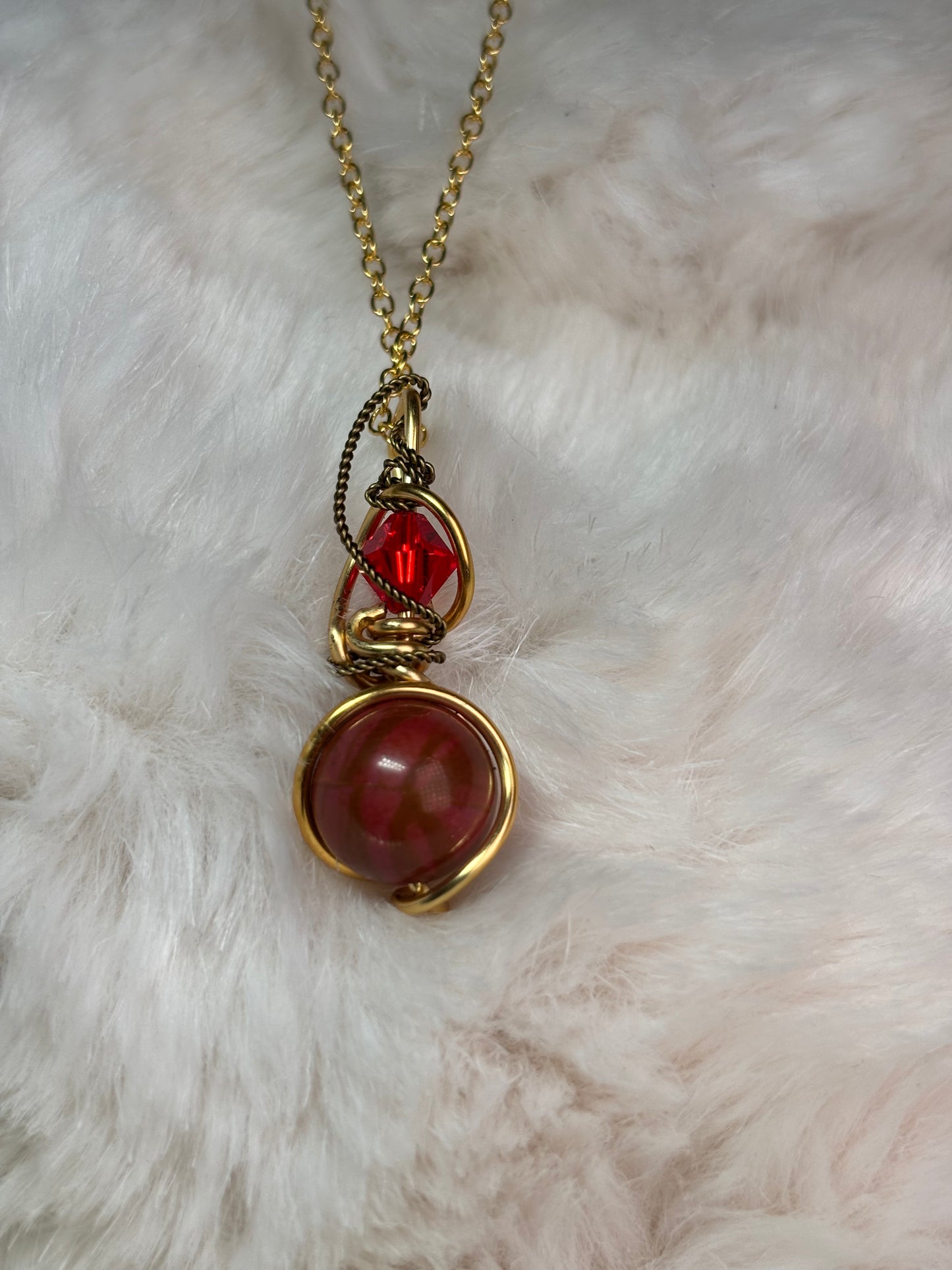 Ember Rise: Sunstone Earring/Pendant Set ￼