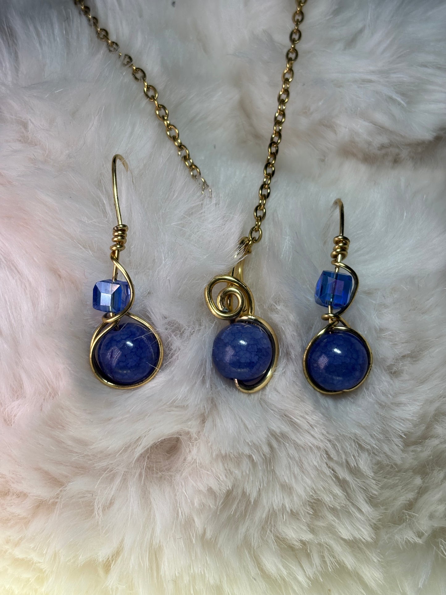 Midnight Current: blue crackle agate earring/pendant set