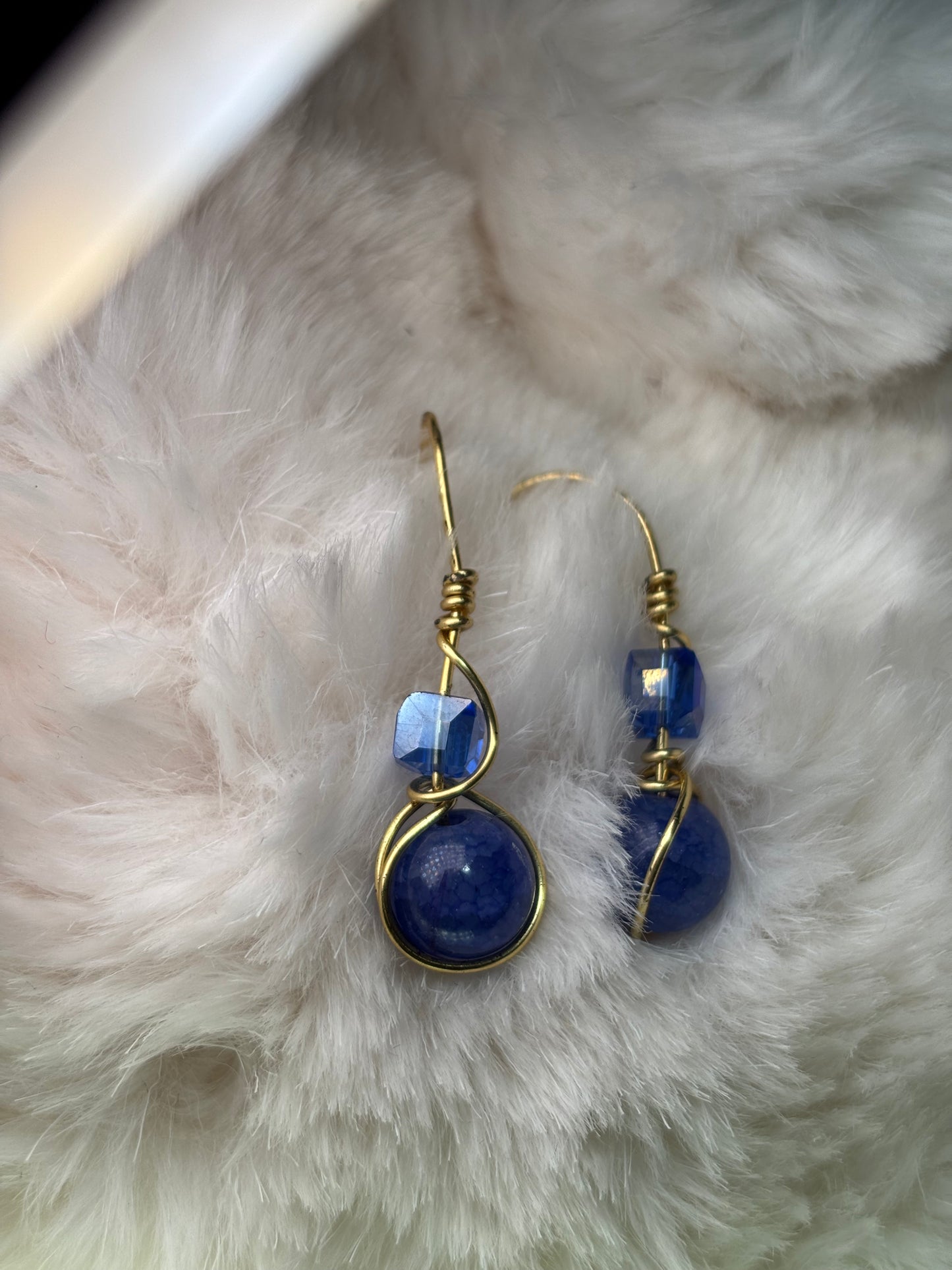 Midnight Current: blue crackle agate earring/pendant set