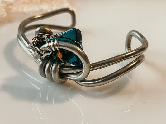 Atlantis irradiated Crystal braclet