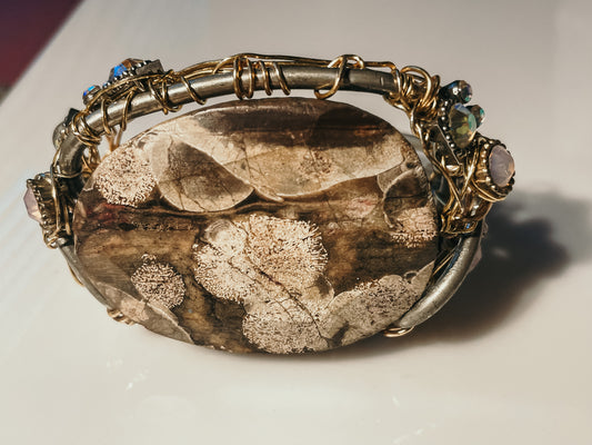 Eternal Blossom : A Petrified Flower